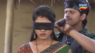 Gay Boys Blindfolded Tied Up With Indian Lady iXXX - 1