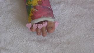 OmgISquirted Babe With Beautiful Feet Loves Doing Toe Nail Art In Bed Tenga - 1