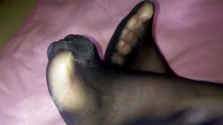 Stunning Wonderful Amateur Feet Looking Really Good In Sexy Black Stockings In Bed CamPlace - 1