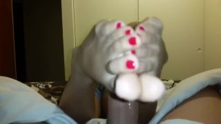 Big Black Cock Girlfriend With Red Toe Nails Giving Me Hot Reverse Footjob In Bed Comedor - 1