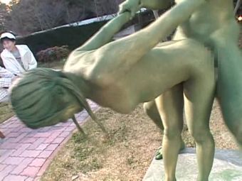 Onlyfans Cosplay Porn: Public Painted Statue Fuck part 2 Sfico - 2