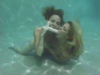 Music Underwater Dildo Lesbians Curves - 2