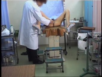 Old And Young Big dildo in the twat during the gynecologist exam Gay Rimming - 2