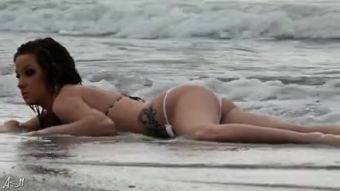 XerCams beach model shooting Free Amateur Porn - 1