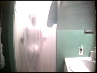 iDope I filmed my neighbor chick while she was taking a shower Women - 1